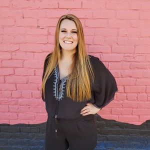 Meet your Posher, Julia